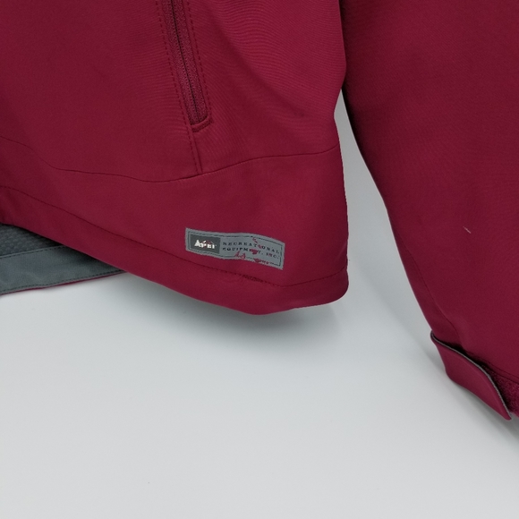 REI Soft Shell Fleece Jacket Red Women's EUC - Picture 3 of 6